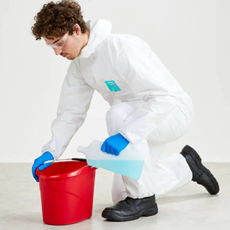 Chemical Resistant Nitrile Gloves - AlphaTec 79-700 Comfort