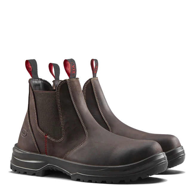 Cotswold Safety Dealer Boot – Lightweight Agricultural Work Boot