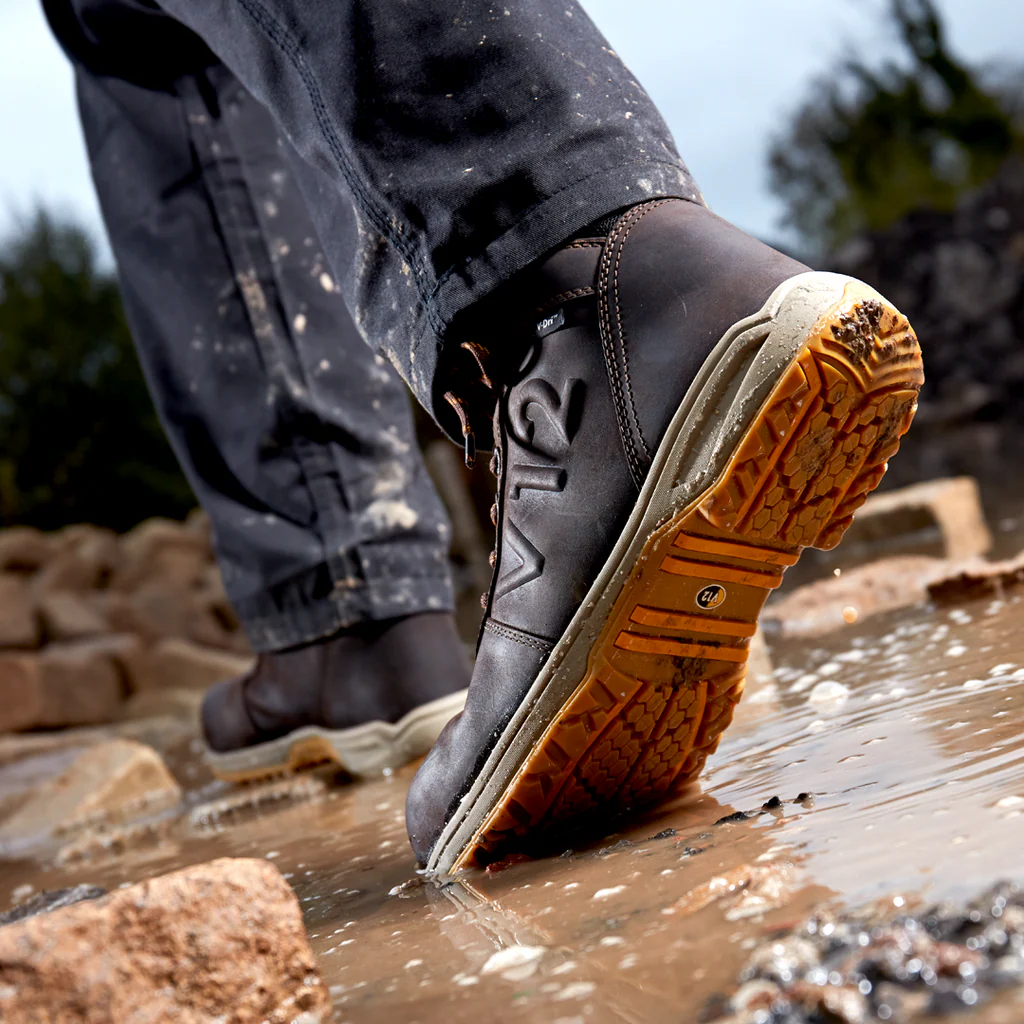 V2135 Lynx Women’s Waterproof Safety Boots – Brown, Lightweight & Slip-Resistant