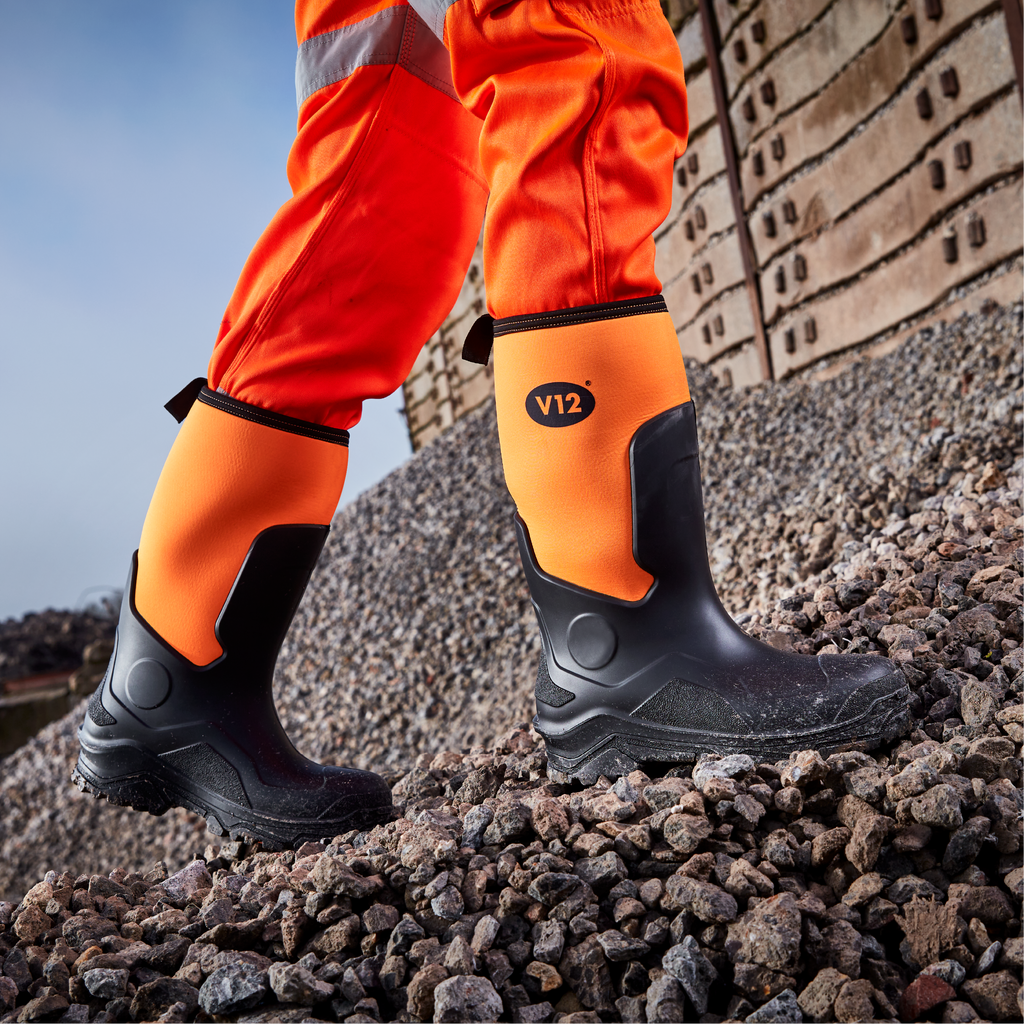 V12 Footwear V2110 Groundworker Safety Wellington S5