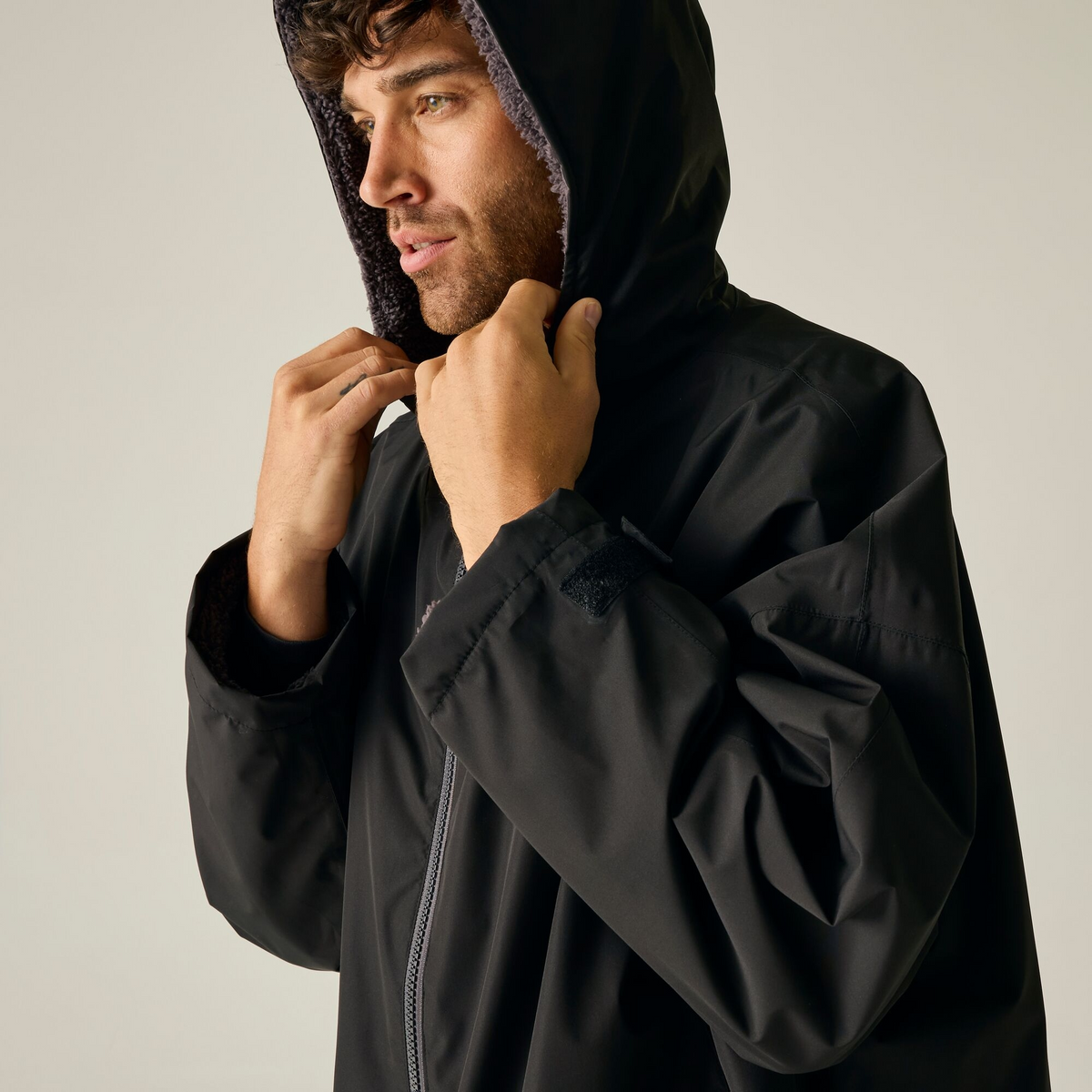 Unisex Pro Changing Robe | Black Slate Grey